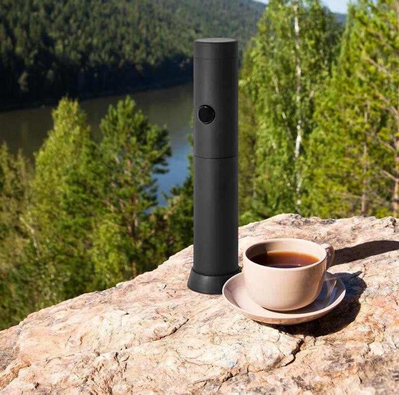 自動ミルク泡立て器｜電動コーヒーフォーマー＆ミキサー・ふわふわフォームを瞬時に作れる